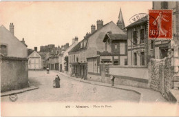 NEMOURS: Place Du Pont - Très Bon état - Nemours