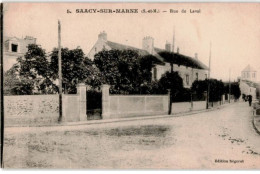 SAACY-sur-MARNE: Rue De Laval - état - Autres & Non Classés