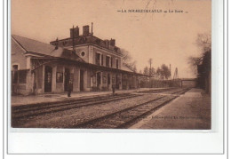 LA ROCHEFOUCAULD - La Gare - Très Bon état - Sonstige & Ohne Zuordnung