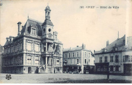 GIVET - Hôtel De Ville - état - Givet