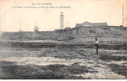 ILE D'OLERON - La Falaise Et Les Roches Au Pied Du Phare De CHASSIRON - Très Bon état - Ile D'Oléron