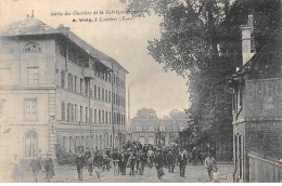 Sortie Des Ouvriers De La Fabrique A. Vedy à LOUVIERS - Très Bon état - Louviers