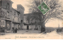 REMOULINS - Place Du Portail Et Route D'Uzès - Très Bon état - Remoulins