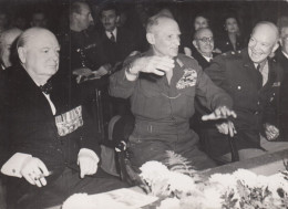 Photo De Presse Belga - Guerre 39/45 - Anniversaire De La Bataille D'El Alamein - Churchill, Eisenhower, Montgomery - Célébrités