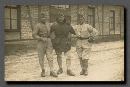 Photo De Trois Soldats (scan Recto-verso) Ref 1028 - Characters