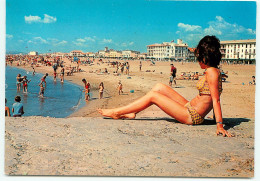 VALRAS PLAGE La Plage Et Le Boulevard Du Front De Mer  (scan Recto-verso) Ref 1098 - Sonstige & Ohne Zuordnung