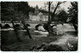 24  BRANTOME EN PERIGORD Le Pont Coudé Sur La Dronne Et L'abbaye  (scan Recto-verso) Ref 1087 - Brantome