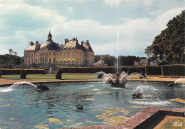 77 Château De Vaux-le-Vicomte Bassin De La Couronne Maincy   (Scan R/V) N°   25   \PP1099Vic - Vaux Le Vicomte