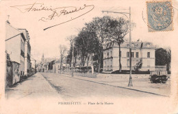 93  Pierrefitte-sur-Seine La Place De La Mairie   (Scan R/V) N°   19   \PP1099Und - Pierrefitte Sur Seine