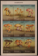 Zentralafrikanische Republik 2293-2310 Postfrisch Kleinbogensatz / Pilze #GG125 - Centrafricaine (République)