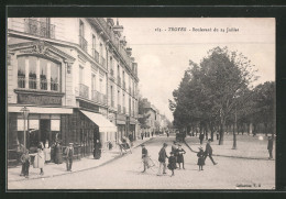 CPA Troyes, Boulevard Du 14 Juliet  - Troyes