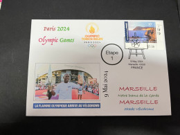 10-5-2024 (4 Z 37) Paris Olympic Games 2024 - Torch Relay (Etape 1) In Marseille (9-5-2024) With OZ Stamp - Eté 2024 : Paris