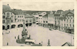 73975284 Koeniginhof_Elbe_Dvur_Kralove_nad_Labem_CZ Stadtzentrum Platz - Czech Republic