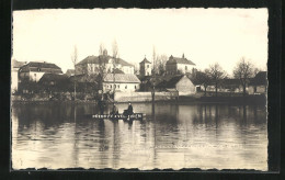 AK Jirny, Blick Vom Wasser Zum Schloss Und Der Kapelle  - Czech Republic