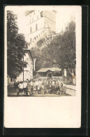 AK Karluv Tyn, Gruppenfoto Frauen Im Ort  - Czech Republic