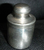 * Petit Pot (Fiole) En Métal Argenté - Style: Pharmacie Poinçon : Fatto A Mani - CASSETT - Silver Plated - Silverware