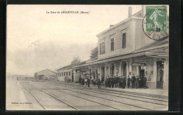 CPA Lérouville, La Gare, Posierende Männer Am La Gare  - Autres & Non Classés