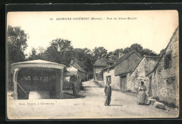 CPA Germaine-Varemont, Rue Du Vieux-Moulin  - Autres & Non Classés