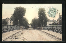 CPA Ay, Le Pont Et L`Avenue Victor Hugo  - Autres & Non Classés