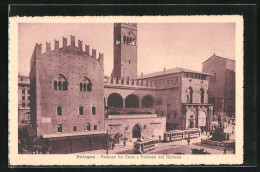 AK Bologna, Palazzo Re Enzo E Fontana Del Nettuno, Strassenbahn  - Tram