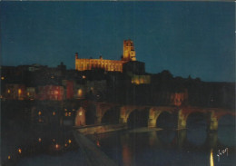 Albi - La Cathédrale Illuminée Et Le Tarn - (P) - Albi