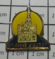 1818c Pin's Pins / Beau Et Rare / VILLES / SAINTE ANNE D'AURAY EGLISE CATHEDRALE BRETAGNE - Villes