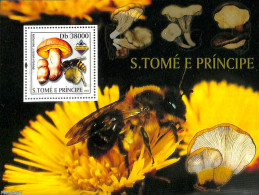 Sao Tome/Principe 2003 Mushrooms, Insects S/s, Mint NH, Nature - Insects - Mushrooms - Mushrooms