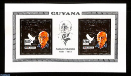 Guyana 1992 Picasso M/s, (gold, Gold), Mint NH, Art - Pablo Picasso - Guyane (1966-...)