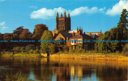 R072267 The Cathedral. Hereford. 1971 - World