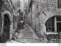 06.  SAINT PAUL DE VENCE . Montée De L'Eglise . - Saint-Paul