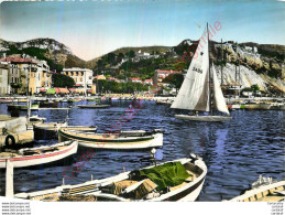 13.  CASSIS .  Le Port . - Cassis