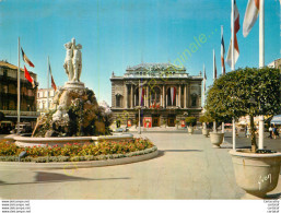 34.  MONTPELLIER .  Place De La Comédie . Fontaine Des Trois Grâces Et Le Théatre . - Montpellier