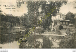 03.  VICHY .   Bassins Dans Les Nouveaux Parcs . - Vichy