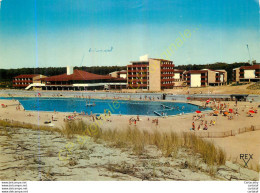 40.  SEIGNOSSE LE PENON .  La Piscine Et Village Vacances Tourisme . - Autres & Non Classés