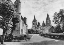 37 LOCHES LE CHÂTEAU ET L EGLISE - Loches