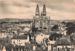 37 TOURS LA CATHEDRALE SAINT GATIEN - Tours