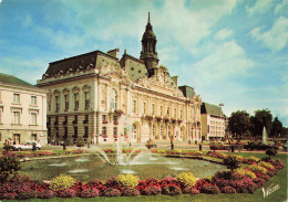 37 TOURS L HOTEL DE VILLE ET LA PLACE JEAN JAURES - Tours