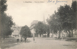 D8927 Aiguillon Place Du Chateau - Autres & Non Classés