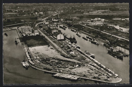 AK Karlsruhe I. B., Blick Auf Den Rheinhafen Mit Dem Nord-, Mittel- Und Südbecken, Fliegeraufnahme  - Karlsruhe