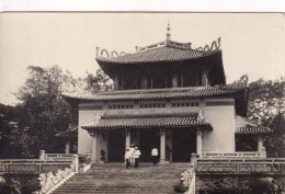 Real Photo Saigon Monument Aux Morts Annamites  Ecrite Bach Mai 1934 Aviation Coloniale  Langae Pays De L' Est - Viêt-Nam