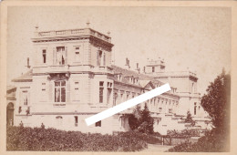 SAINT-JULIEN BEYCHEVELLE 1880/90 Château Ducru-Beaucaillou Propriétaire Du Domaine Mr Johnston Photographie A.Tepereau - Orte