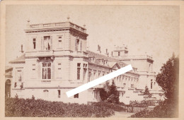 SAINT-JULIEN BEYCHEVELLE 1880/90 Château Ducru-Beaucaillou Propriétaire Du Domaine Mr Johnston Photographie A.Tepereau - Lugares