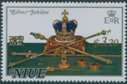 Niue 1977 SG234 $3.20 Coronation Regalia MNH - Niue