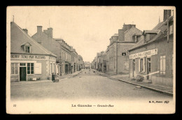 18 - LA GUERCHE - GRANDE RUE - La Guerche Sur L'Aubois