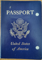 USA Passport 1989 For Cuban Born Lady. Passeport - Colecciones