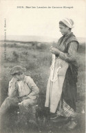 Crozon Morgat * Sur Les Lanbdes * Enfant Villageois Tricoteuse Coiffe Costume Coiffes Bretonne Finistère - Crozon