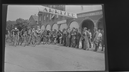 Négatif Film Snapshot  Cyclisme Cyclistes Velo - Tour De France A Identifier - Plaques De Verre