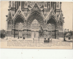 REIMS  Façade De La Cathédrale - Reims