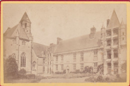 CHATEAUDUN 1880/90  Château Vue Cour Intérieure (28) - Photographe Anonyme - Lieux