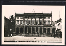 Postal Las Palmas, Ayuntamiento Con Coches Y Gente  - Other & Unclassified